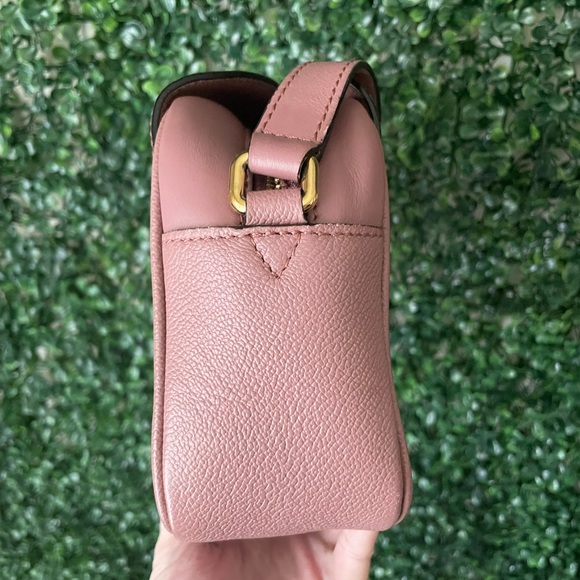 Burberry Pink Leather Buckle Camera Bag Authentic - Picture 6 of 10